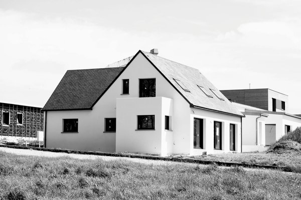 À la Découverte des Styles : Une Évaluation Étonnante des Meubles Modernes et Vintage pour Votre Salle à Manger